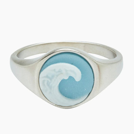 Cameo Wave Signet Ring