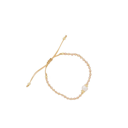 Beaded bracelet with fresh water pearl