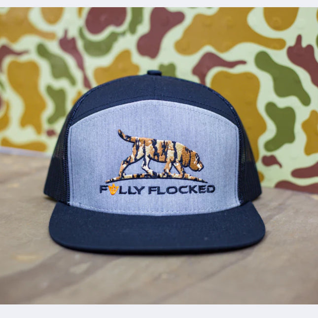 Camo Hound 7panel Trucker