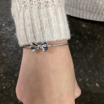 Periwinkle Bracelet - Bow Cuff